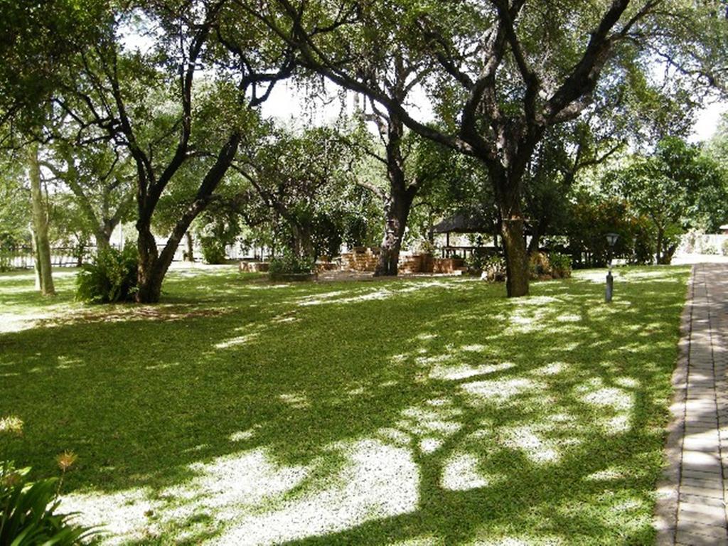 Sunbird Lodge Phalaborwa Esterno foto