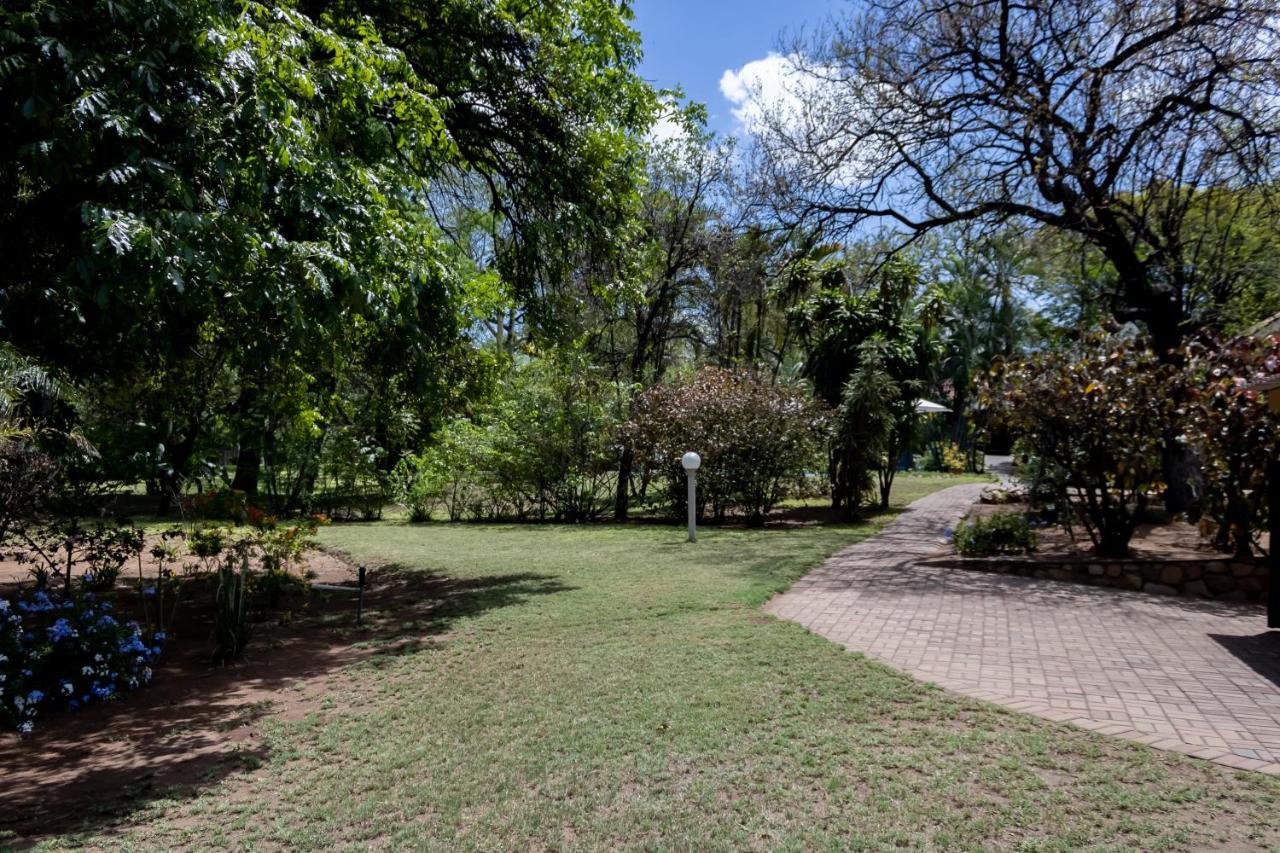 Sunbird Lodge Phalaborwa Esterno foto