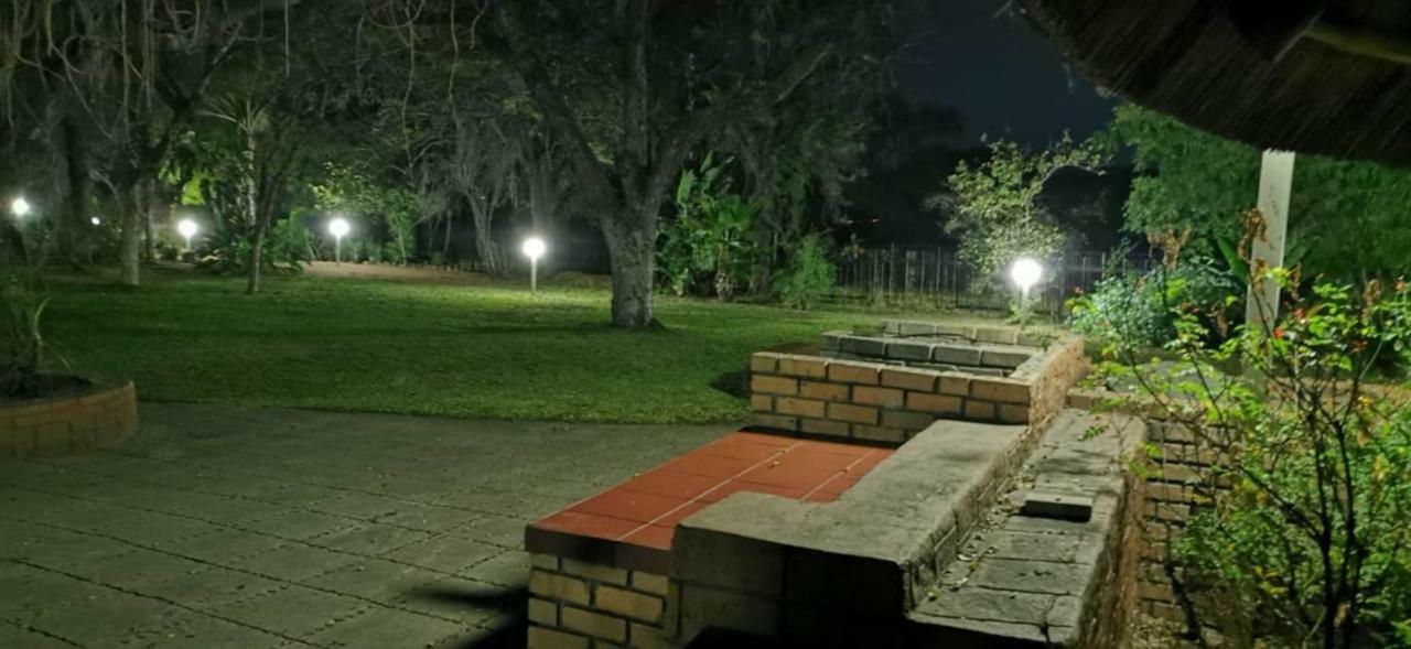 Sunbird Lodge Phalaborwa Esterno foto